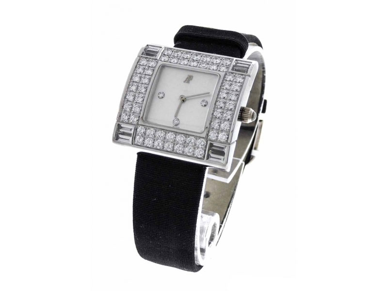 Apex Reps Myriade Quartz Timepiece - 43mm Steel Case - Jet Black Dial - 50m Water-Resistant Watch