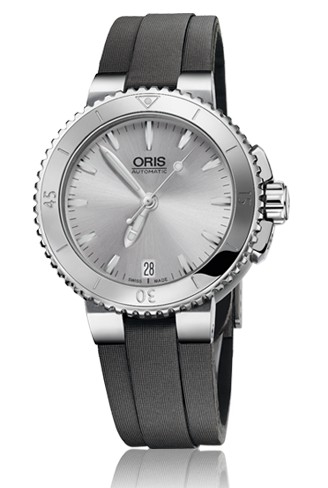 Oris Aquis 01 733 7652 Quartz Silver Dial Steel 42mm Men's Watch